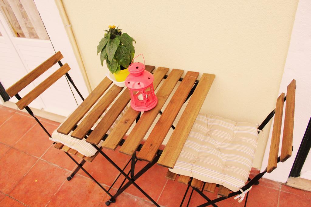 Guest House Foreign Friend Lisbona Esterno foto